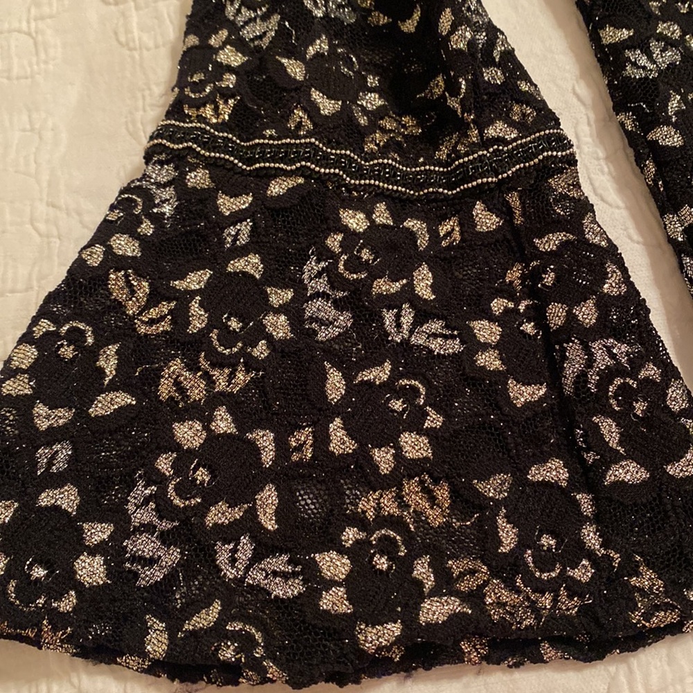 Lace top - Picture 2 of 8